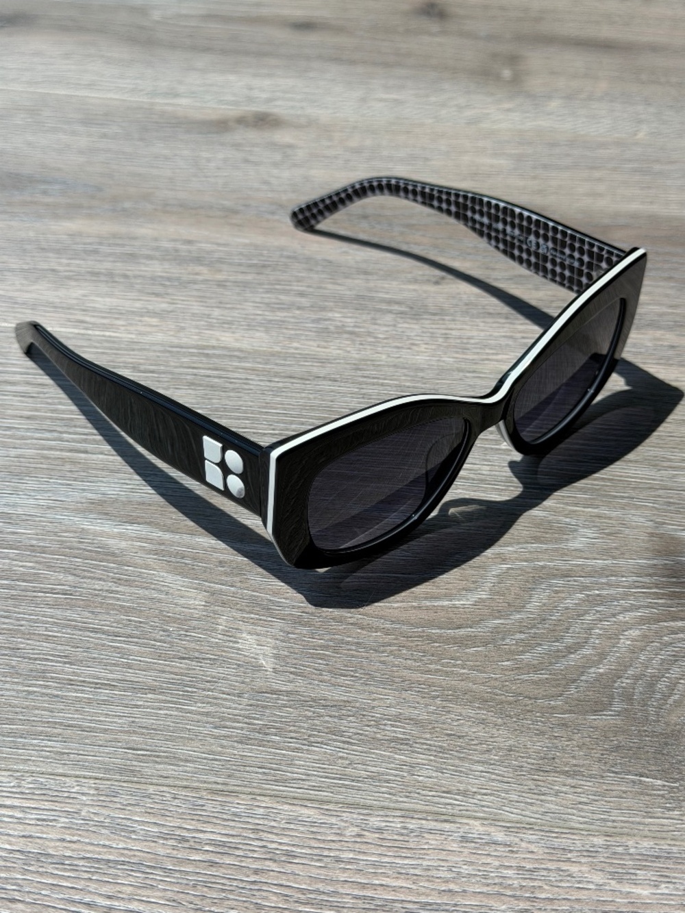 Kate Spade Frida sunglasses